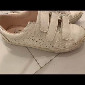 Gap Girls white star sneakers